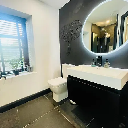 Modern Two Bedroom In The Heart Of Ferienhaus