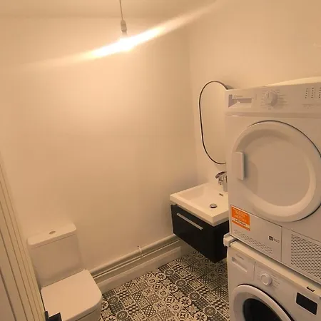 Feriehus Modern Two Bedroom In The Heart Of *